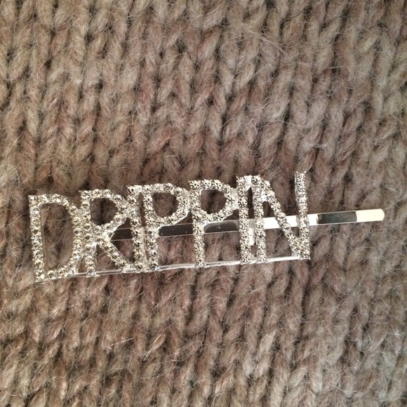 Drippin Silver Hairpin - Picture 5 of 7